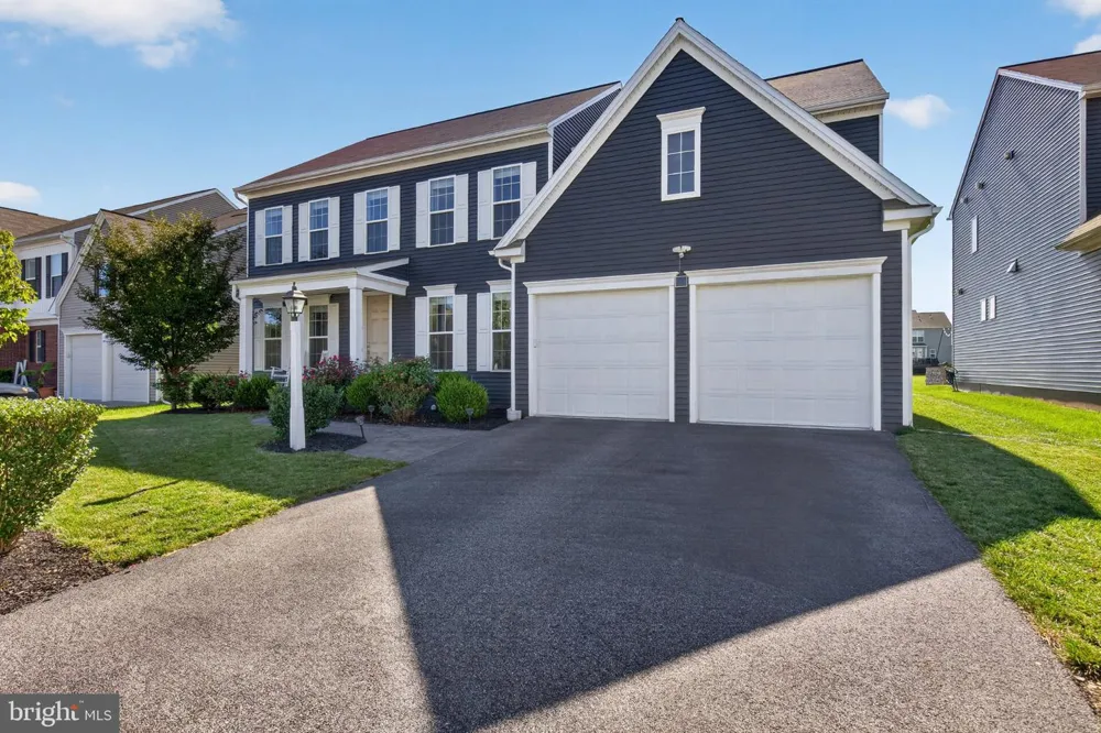 110 BITTERSWEET Mechanicsburg, PA 17050