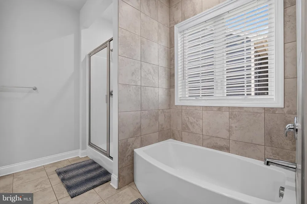 110 BITTERSWEET Mechanicsburg, PA 17050
