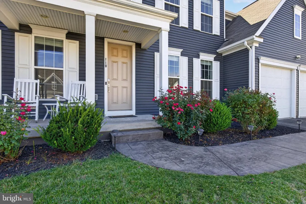 110 BITTERSWEET Mechanicsburg, PA 17050