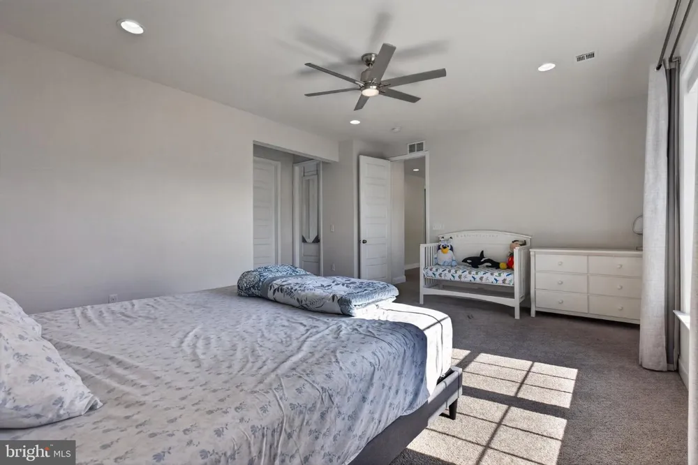 110 BITTERSWEET Mechanicsburg, PA 17050