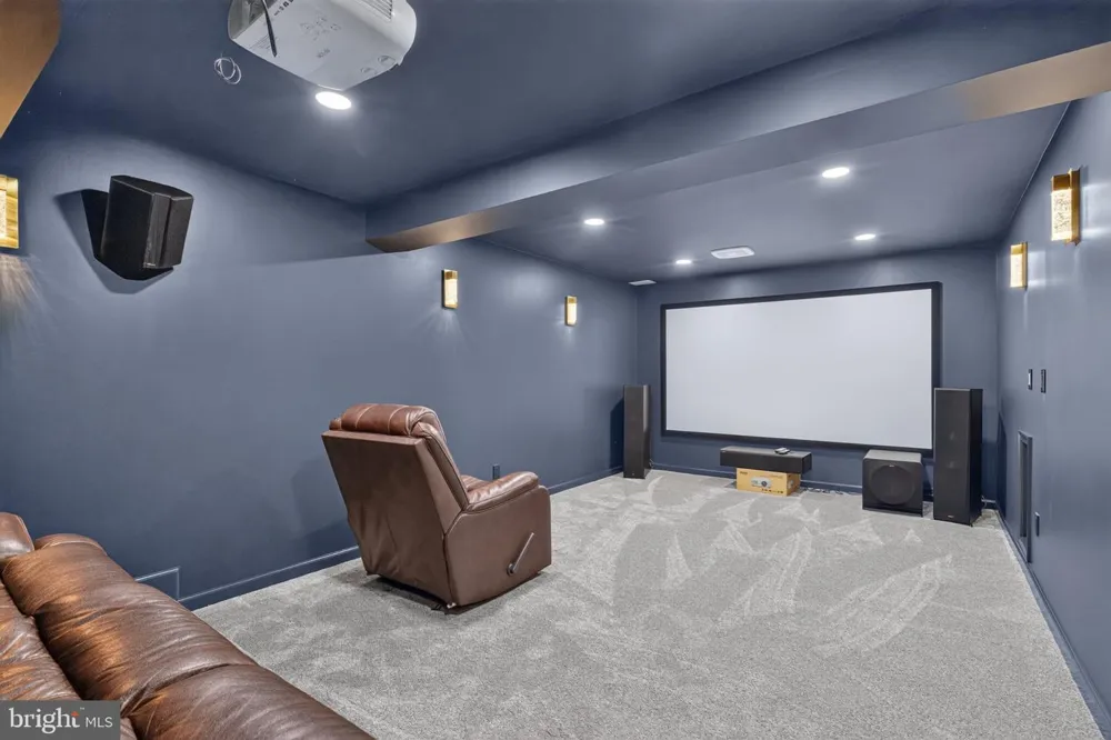 110 BITTERSWEET Mechanicsburg, PA 17050