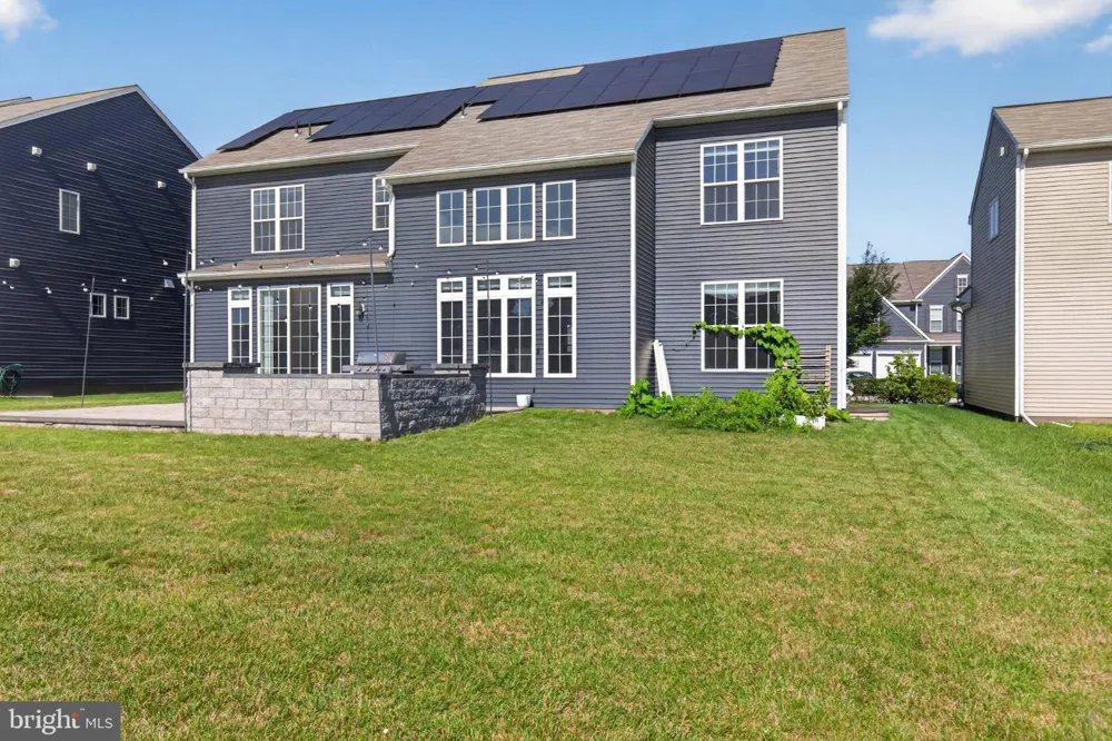 110 BITTERSWEET Mechanicsburg, PA 17050