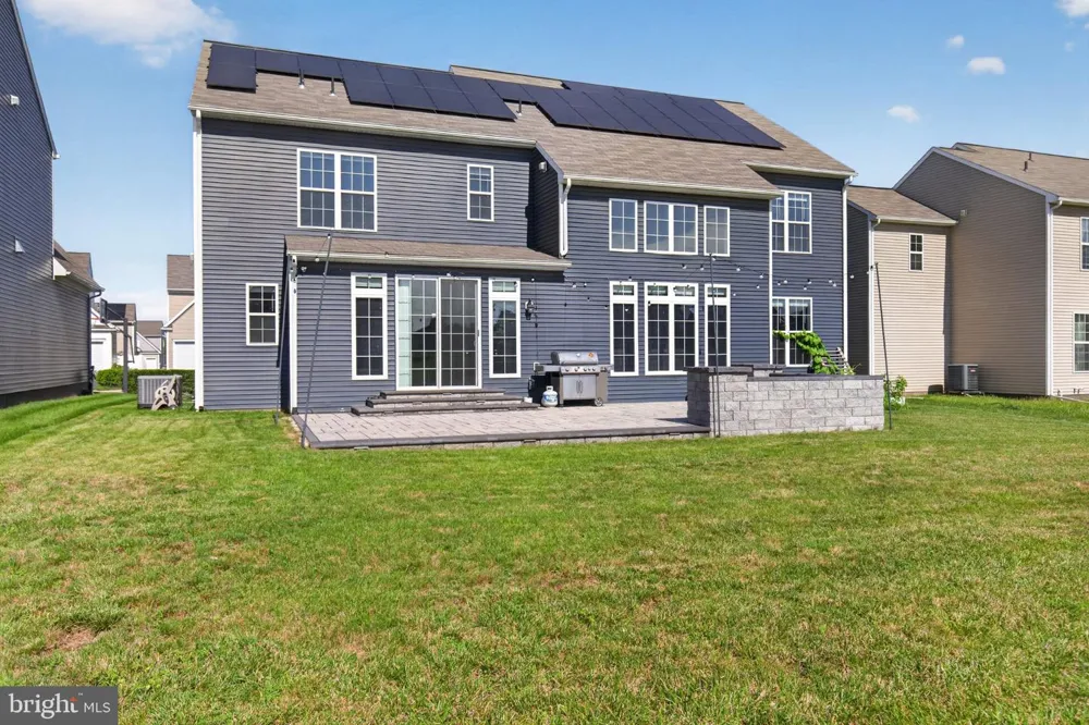 110 BITTERSWEET Mechanicsburg, PA 17050