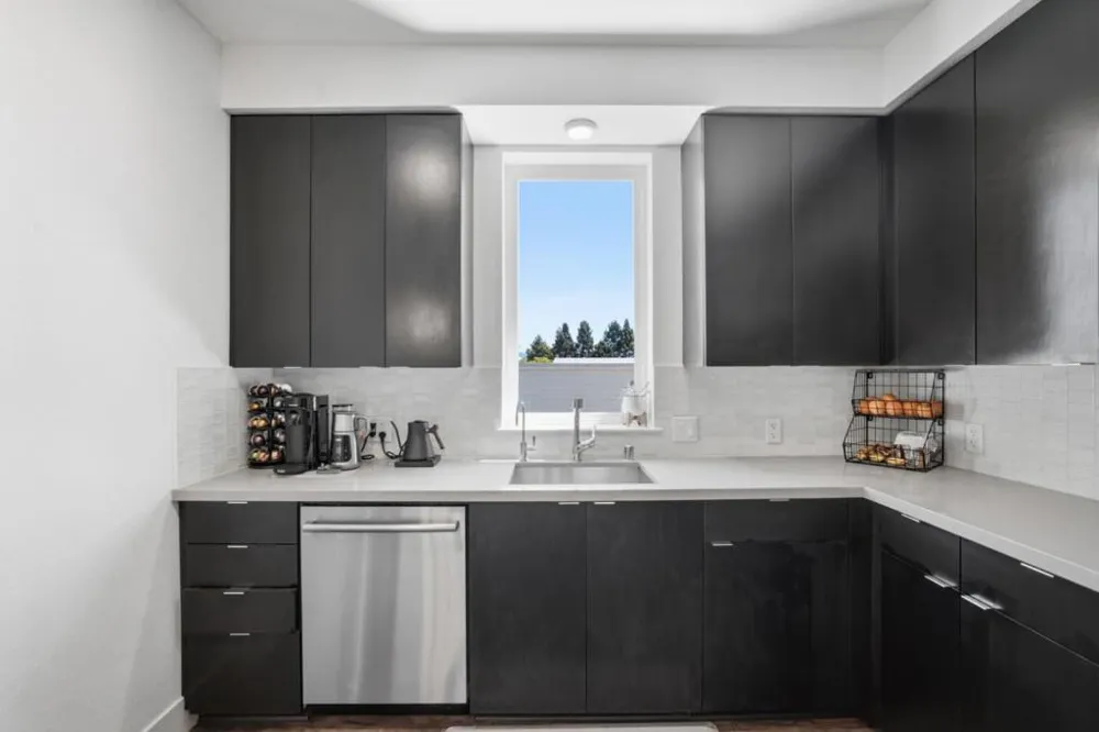 3768 Capitol Avenue #415B Fremont, CA 94538