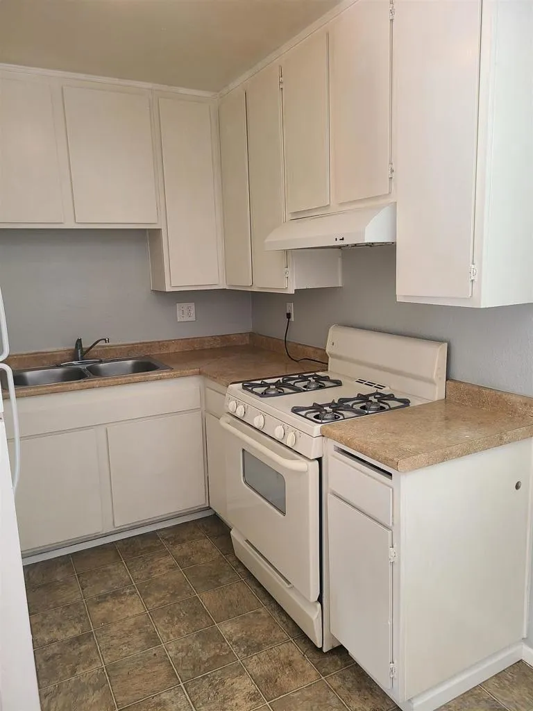 1145 Jamacha Lane Spring Valley, CA 91977