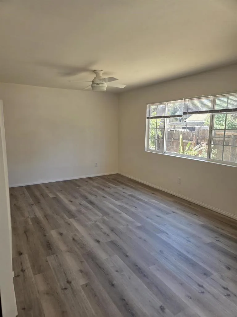 1145 Jamacha Lane Spring Valley, CA 91977