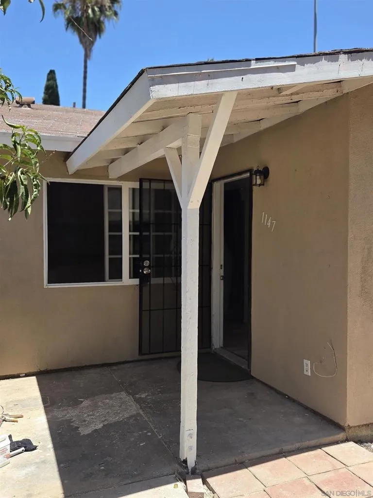 1145 Jamacha Lane Spring Valley, CA 91977