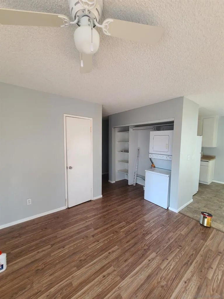 1145 Jamacha Lane Spring Valley, CA 91977