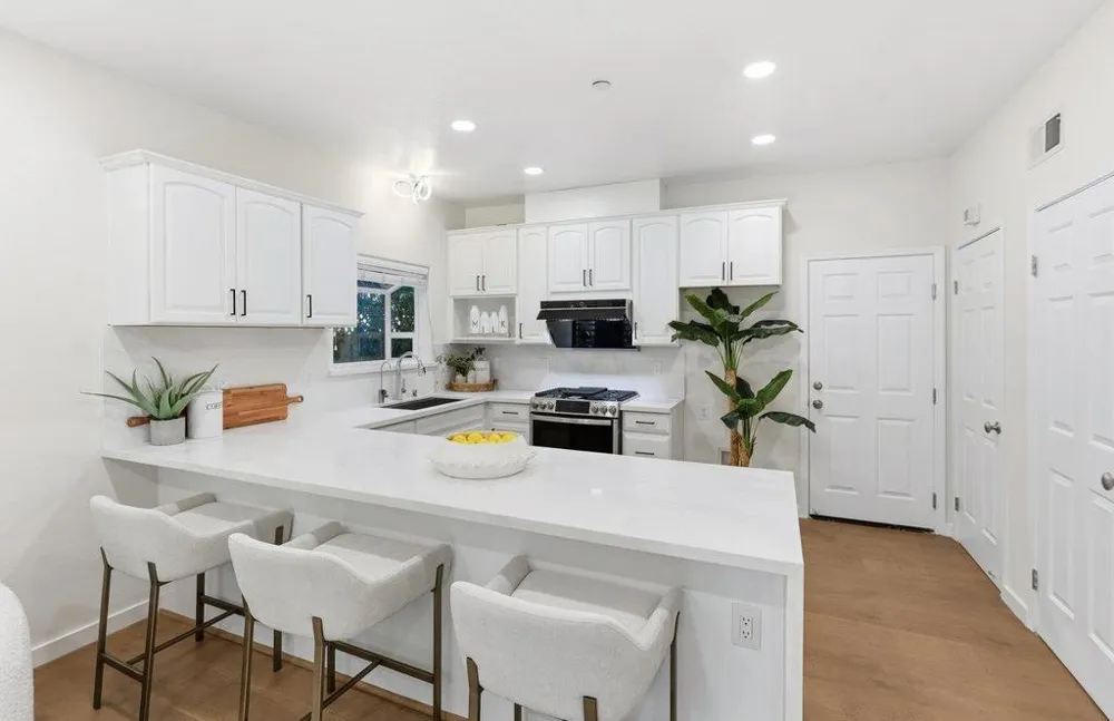 428 Crescent Avenue Sunnyvale, CA 94087