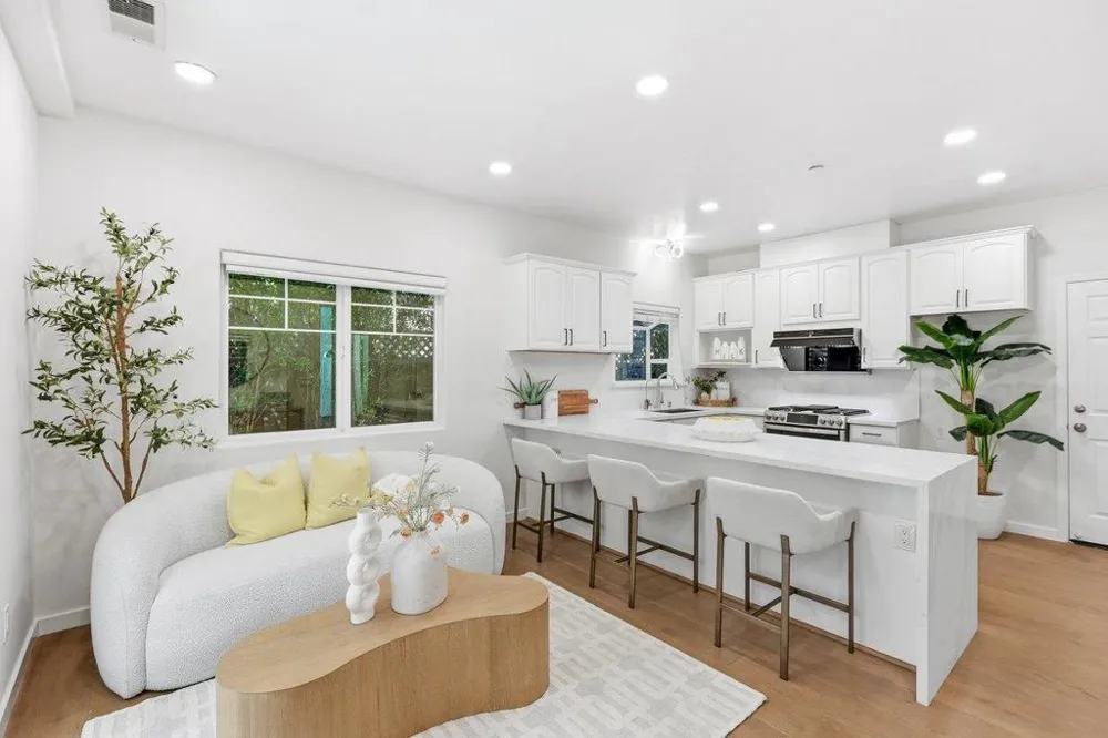 428 Crescent Avenue Sunnyvale, CA 94087