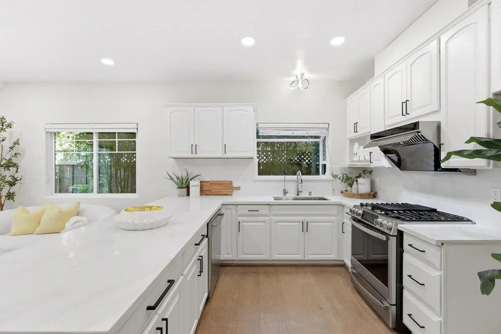 428 Crescent Avenue Sunnyvale, CA 94087