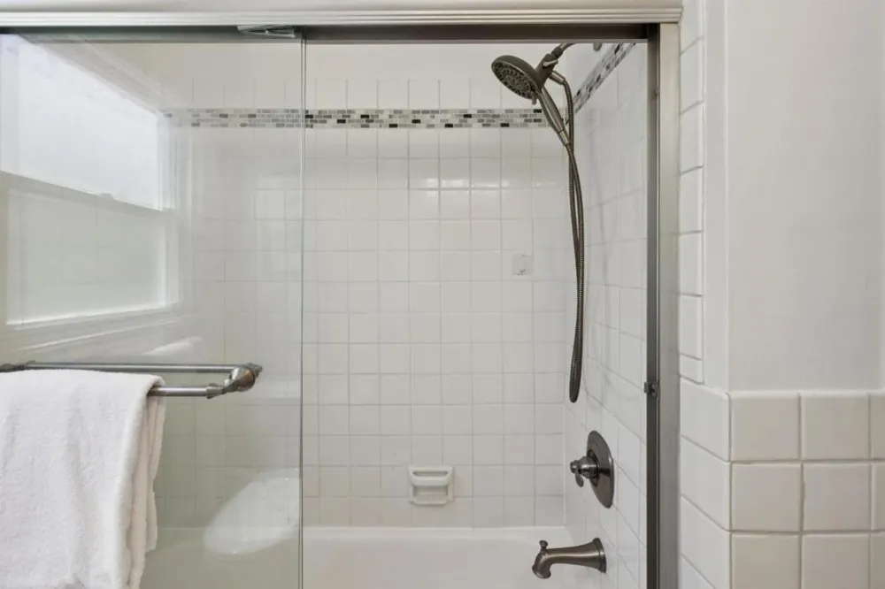 1080 Judson Street Belmont, CA 94002