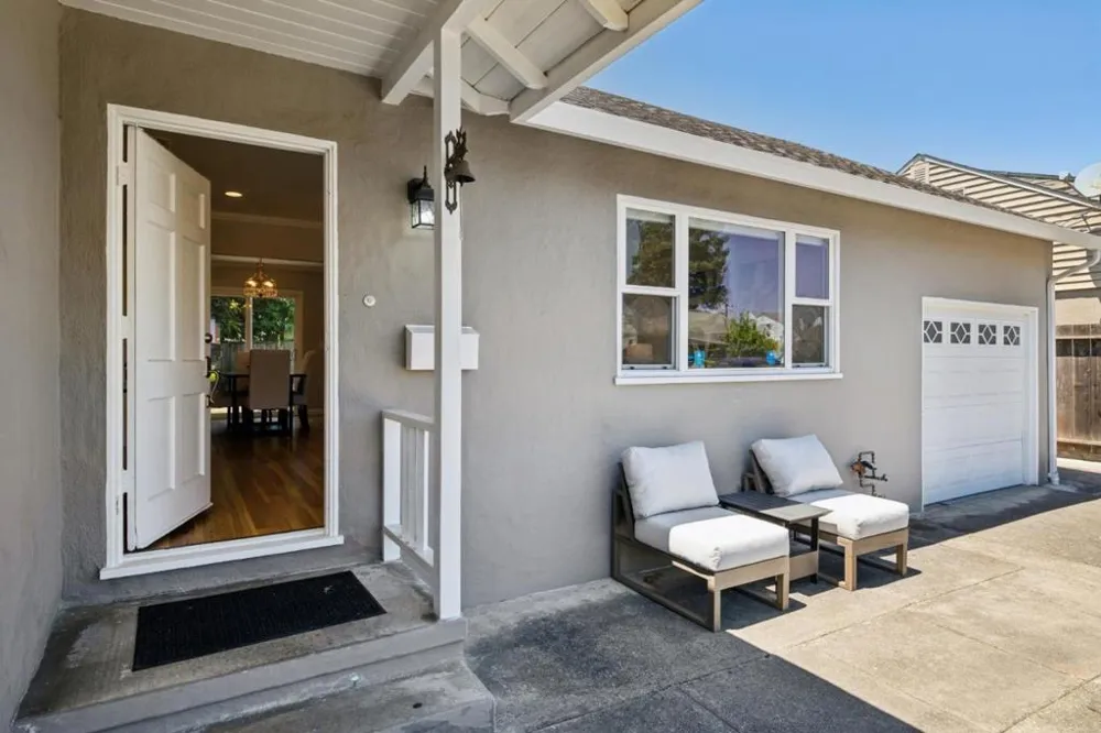 1080 Judson Street Belmont, CA 94002