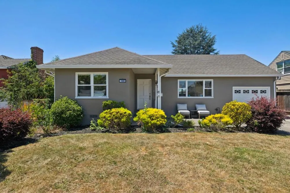 1080 Judson Street Belmont, CA 94002