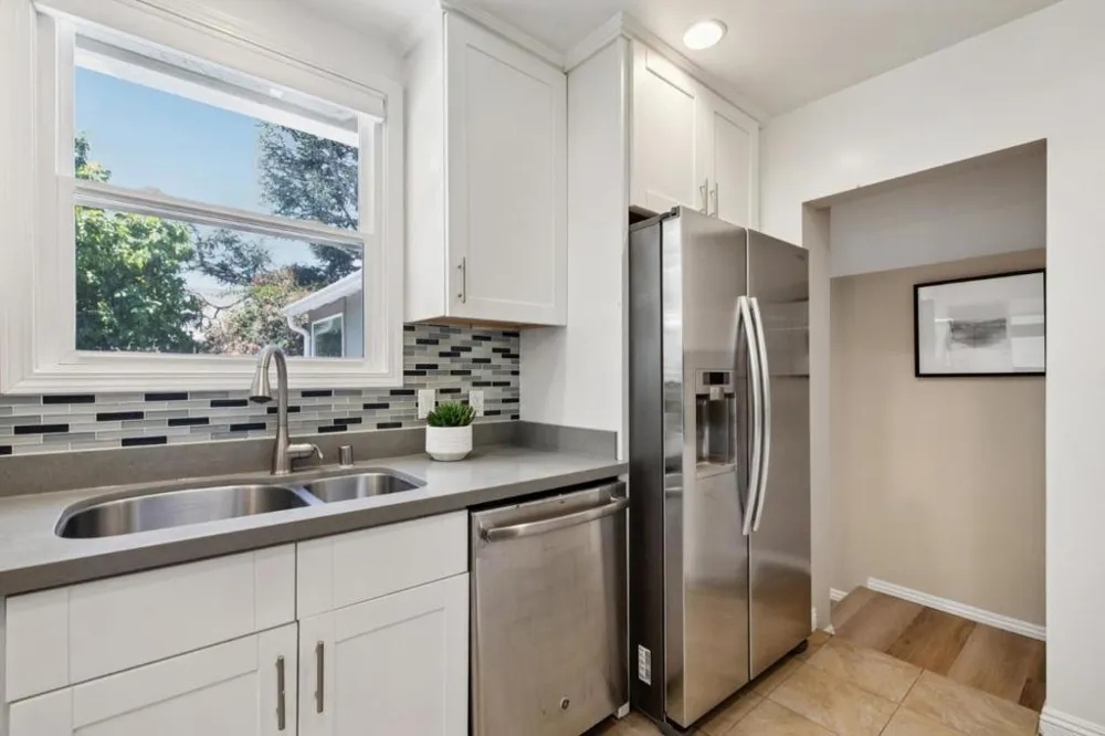 1080 Judson Street Belmont, CA 94002