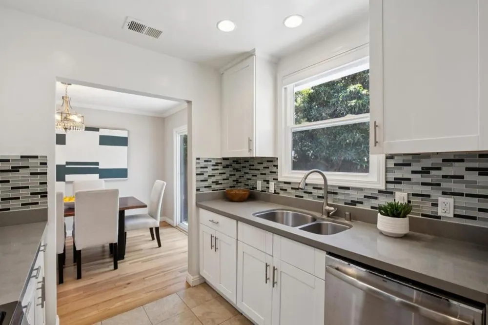 1080 Judson Street Belmont, CA 94002