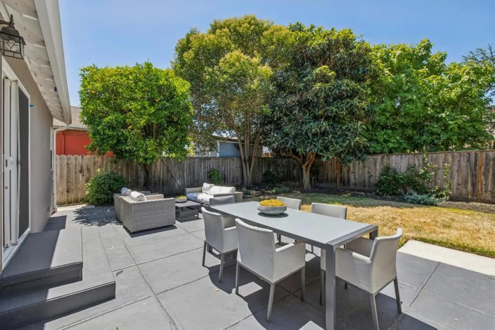 1080 Judson Street Belmont, CA 94002