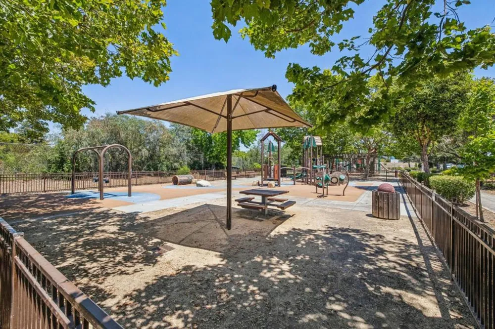 1080 Judson Street Belmont, CA 94002