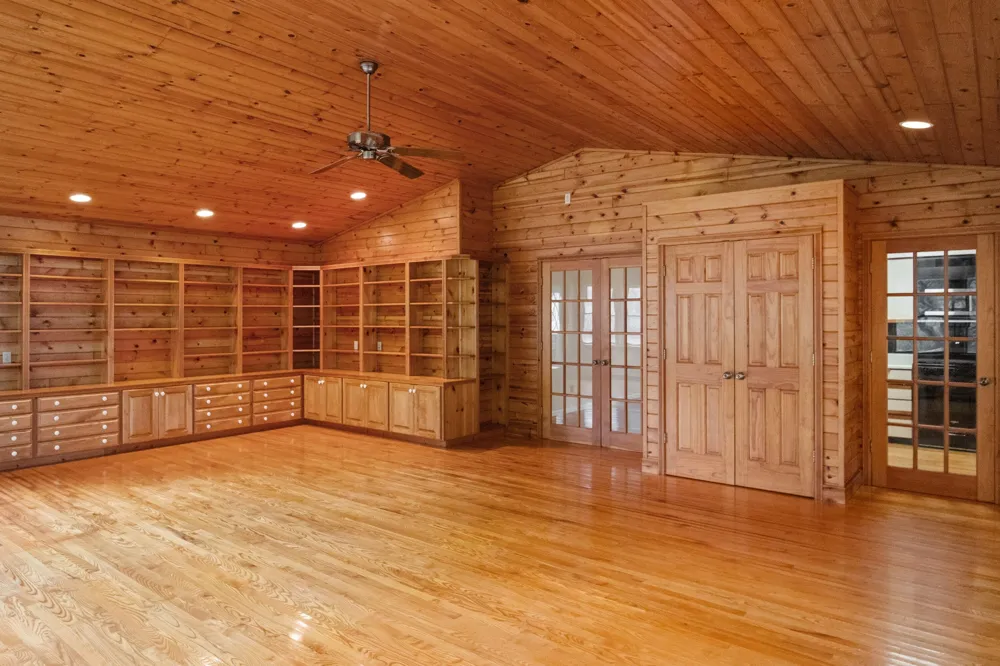 716 Valley Avenue Fremont, MI 49412