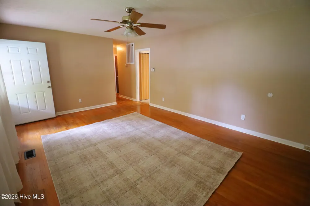 907 Gum Branch Road Jacksonville, NC 28540