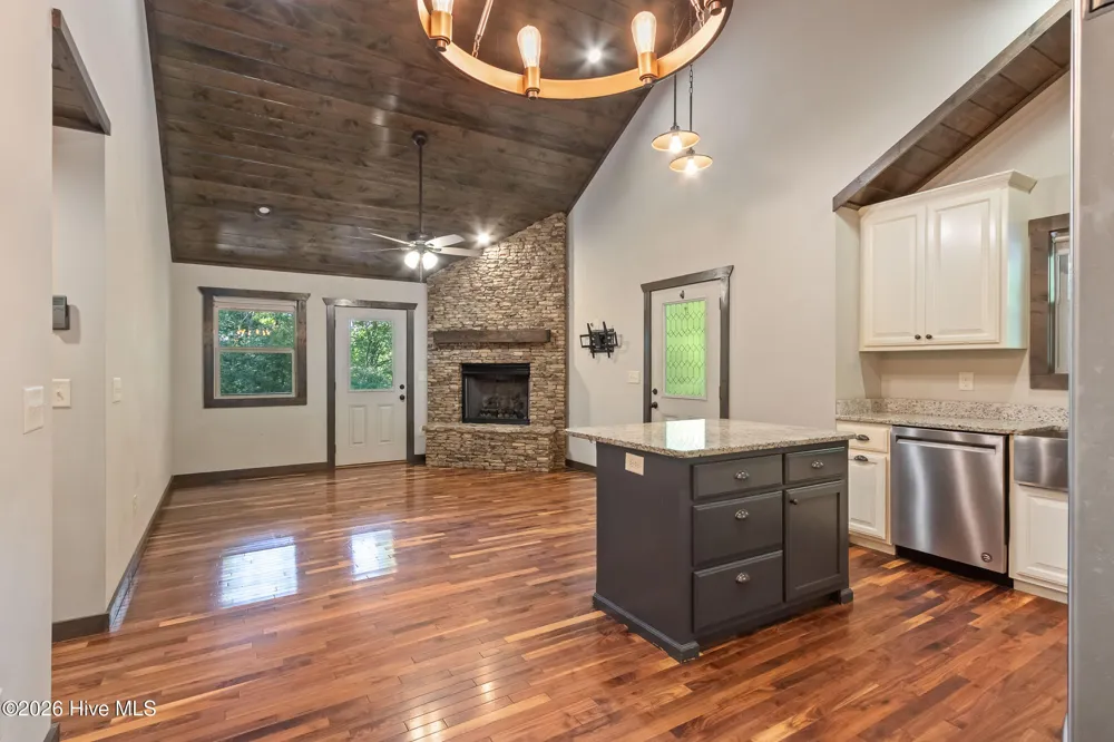 110 Blueberry Hill Murphy, NC 28906