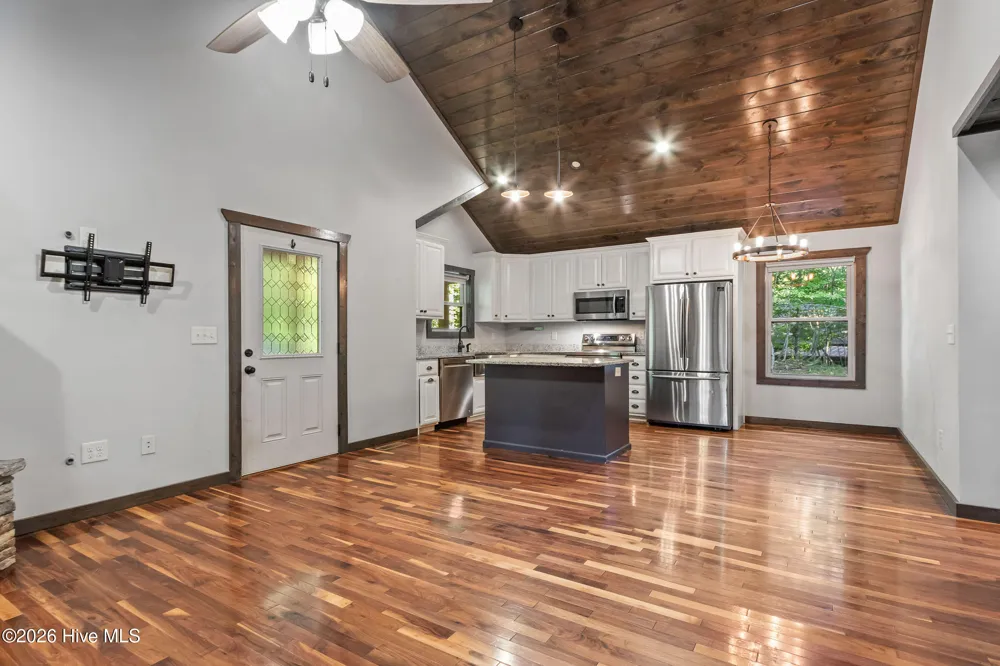 110 Blueberry Hill Murphy, NC 28906