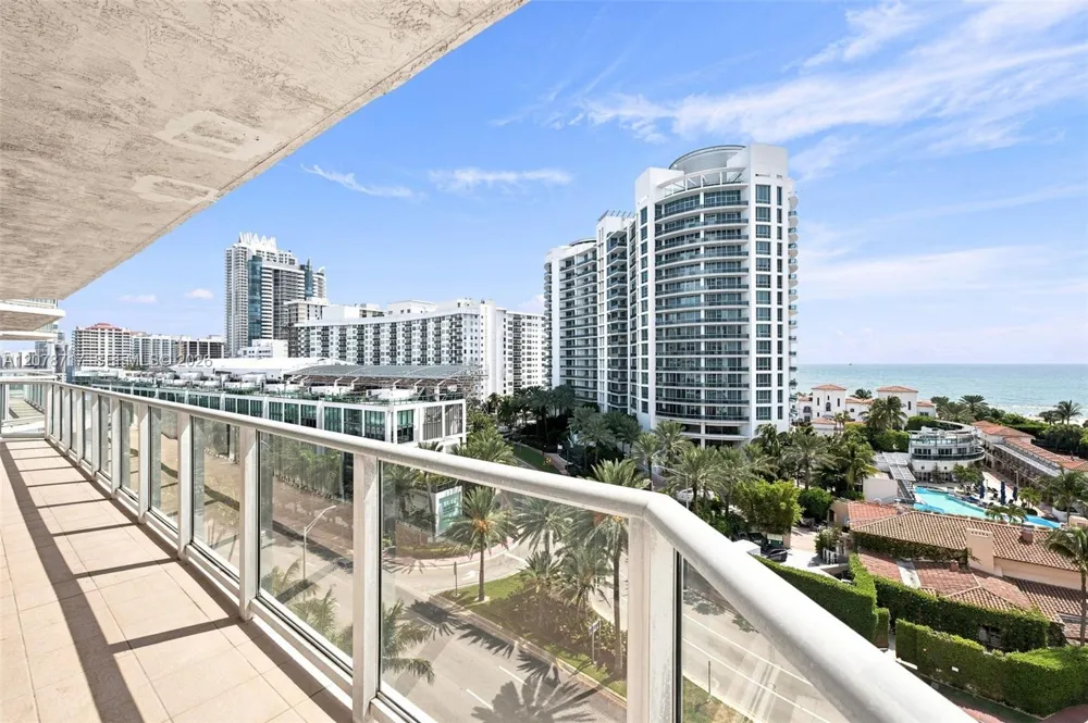 5900 Collins Ave #1006 Miami Beach, FL 33140