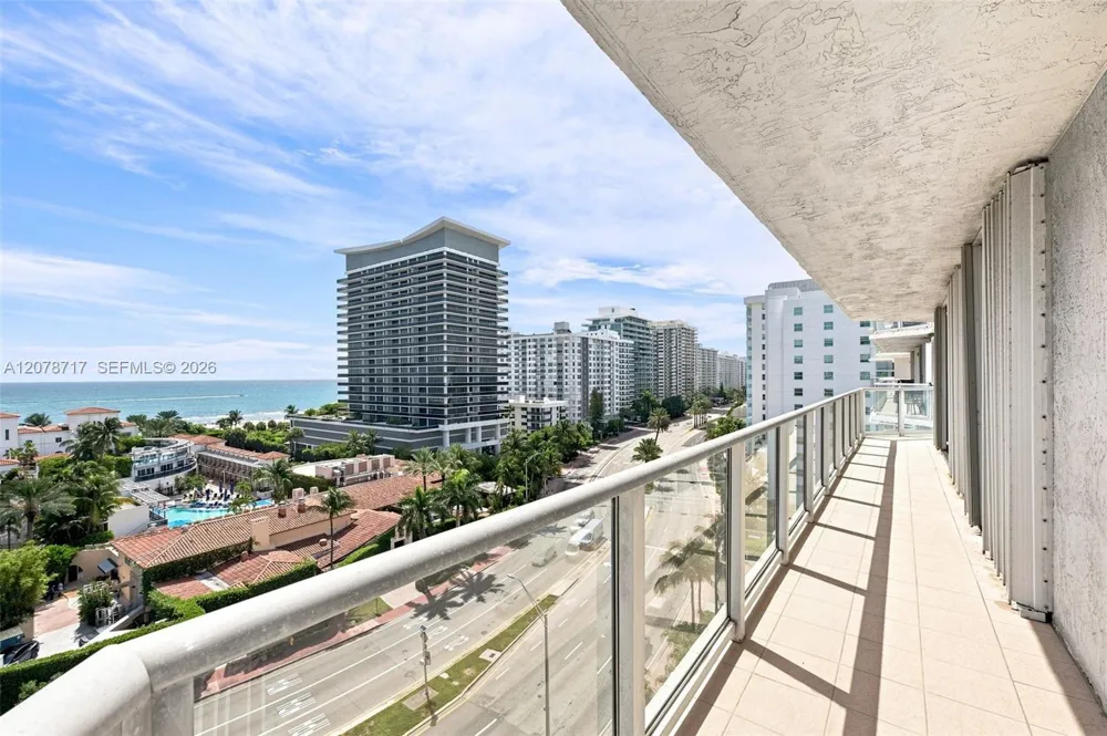 5900 Collins Ave #1006 Miami Beach, FL 33140