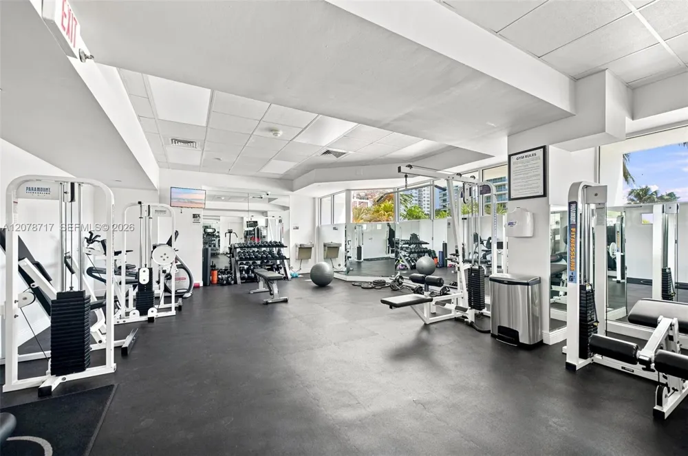5900 Collins Ave #1006 Miami Beach, FL 33140