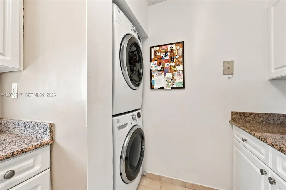 5900 Collins Ave #1006 Miami Beach, FL 33140