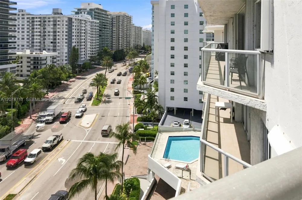 5900 Collins Ave #1006 Miami Beach, FL 33140