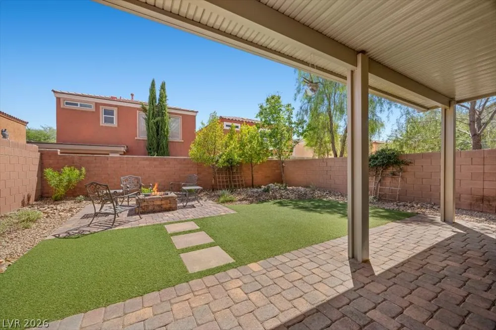 10028 Barbellino Court Las Vegas, NV 89178