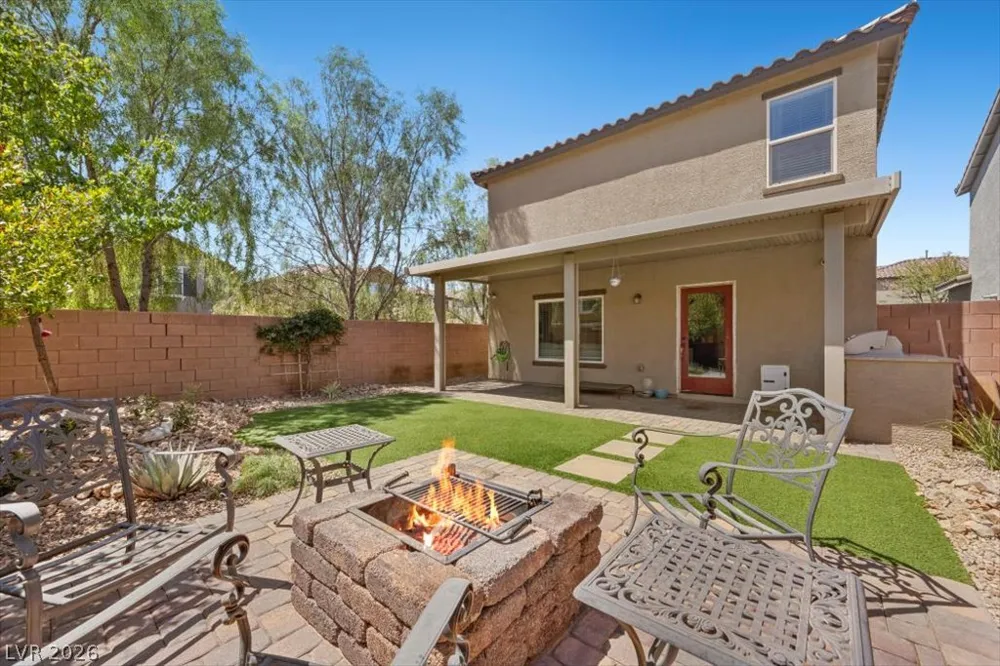 10028 Barbellino Court Las Vegas, NV 89178