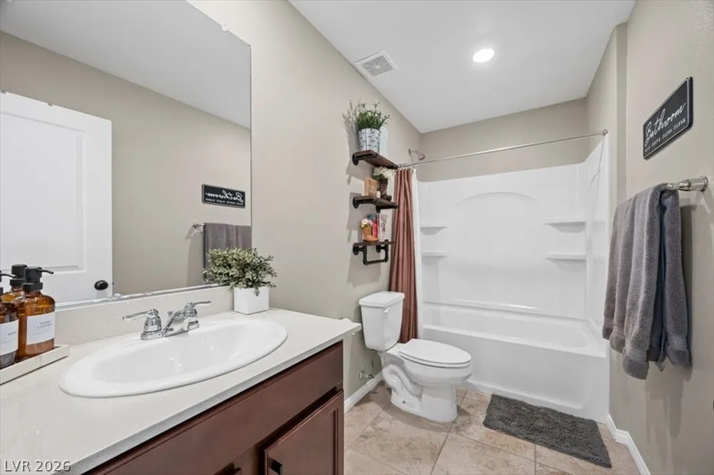 10028 Barbellino Court Las Vegas, NV 89178