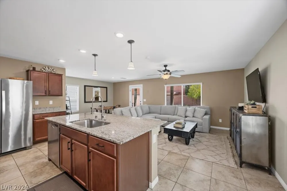 10028 Barbellino Court Las Vegas, NV 89178
