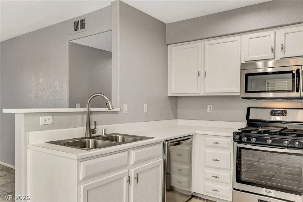 3120 Tarpon Drive #101 Las Vegas, NV 89120