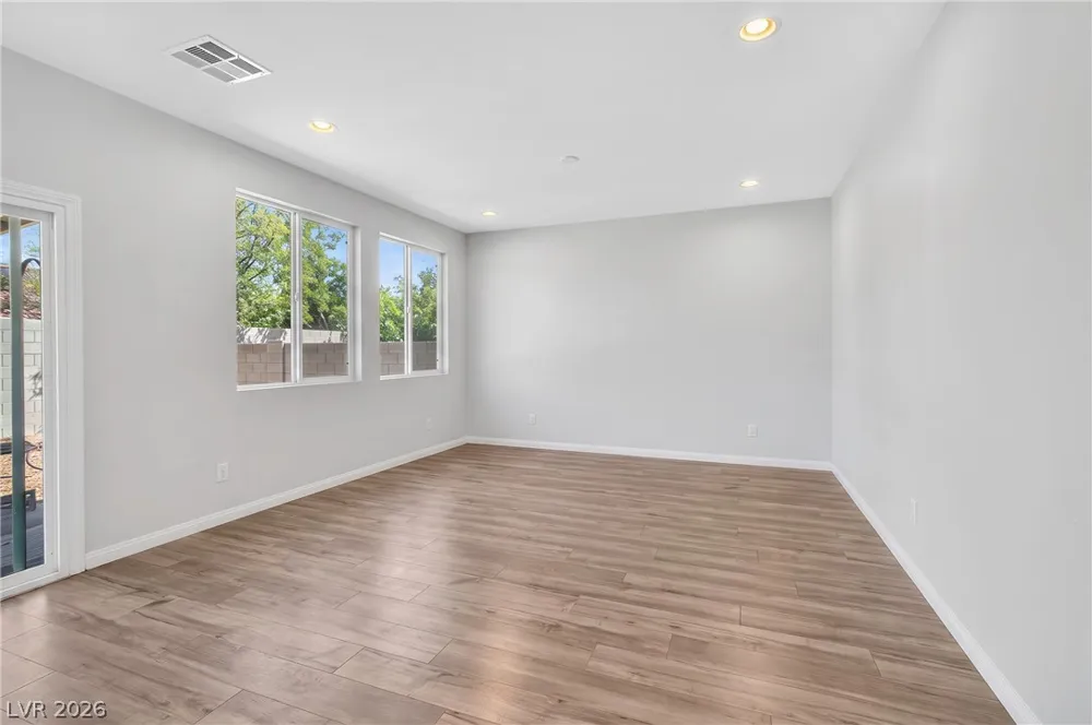2110 Stone Well Road North Las Vegas, NV 89031