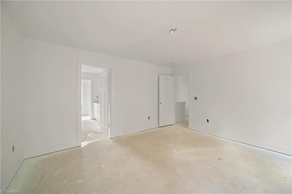 4365 Allen Drive Winston-Salem, NC 27101