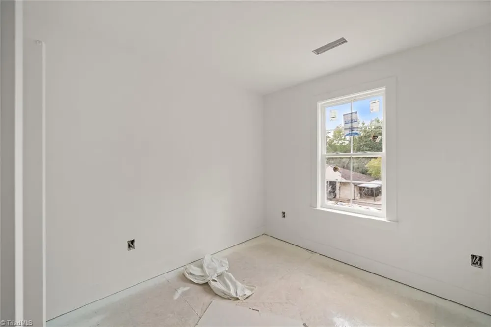 4365 Allen Drive Winston-Salem, NC 27101