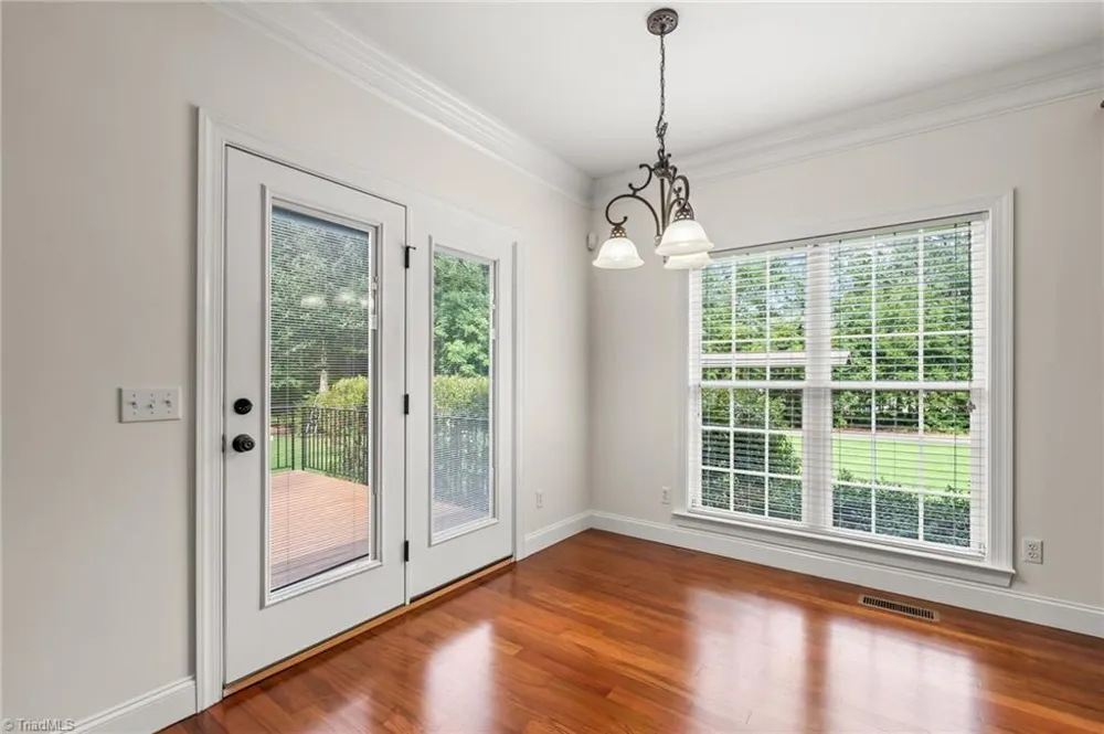 3321 Lower Lake Road Thomasville, NC 27360