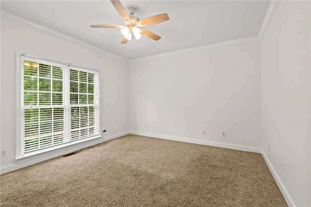 3321 Lower Lake Road Thomasville, NC 27360