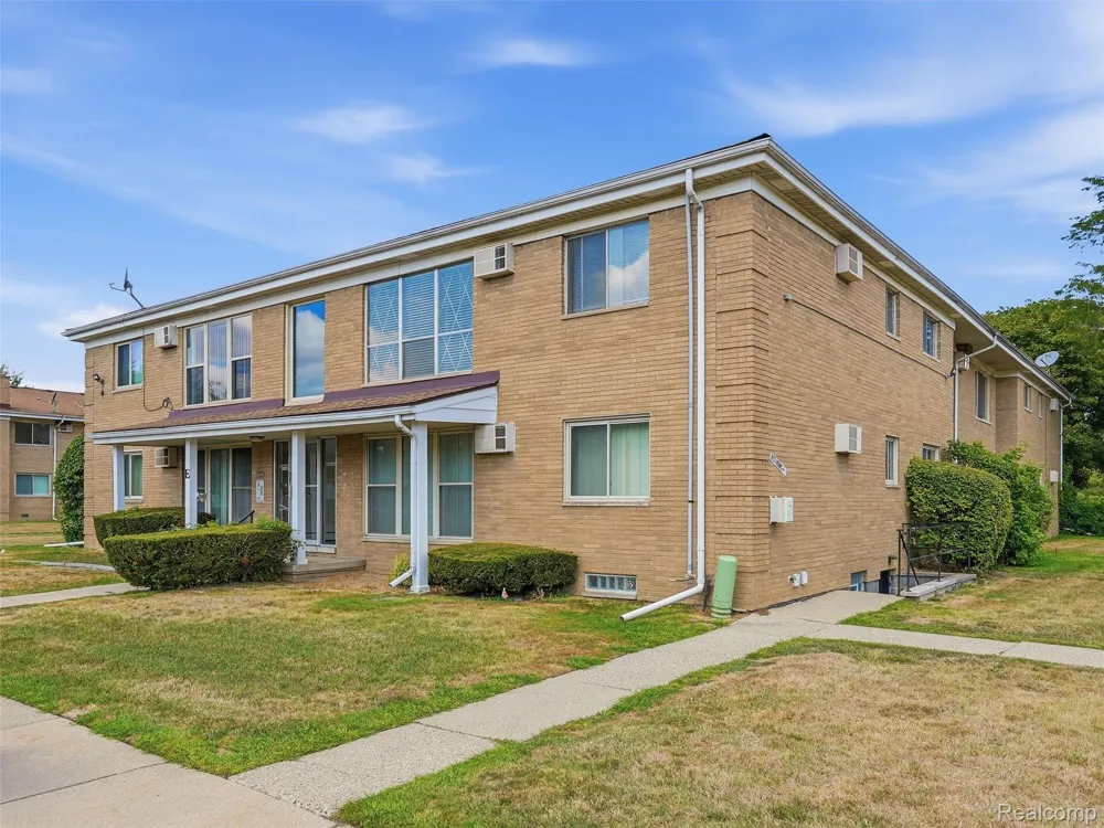26345 W 7 Mile Road #229 Redford Charter Township, MI 48240