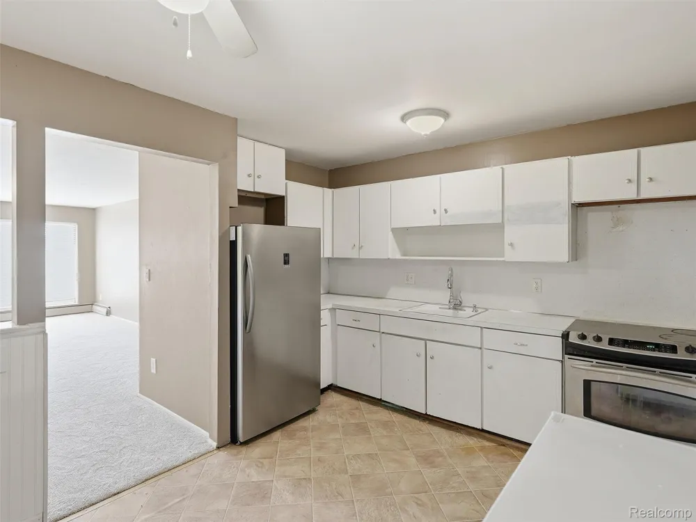 26345 W 7 Mile Road #229 Redford Charter Township, MI 48240