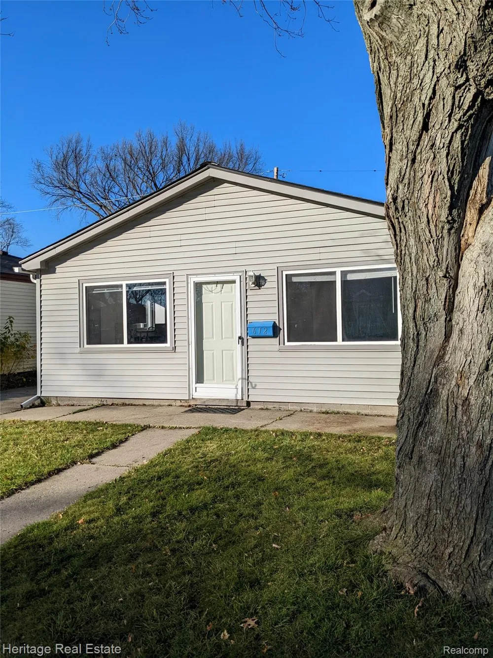 612 W Hudson Avenue Madison Heights City, MI 48071