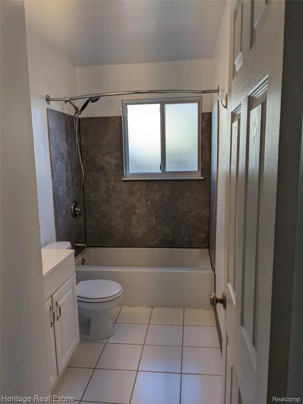 612 W Hudson Avenue Madison Heights City, MI 48071