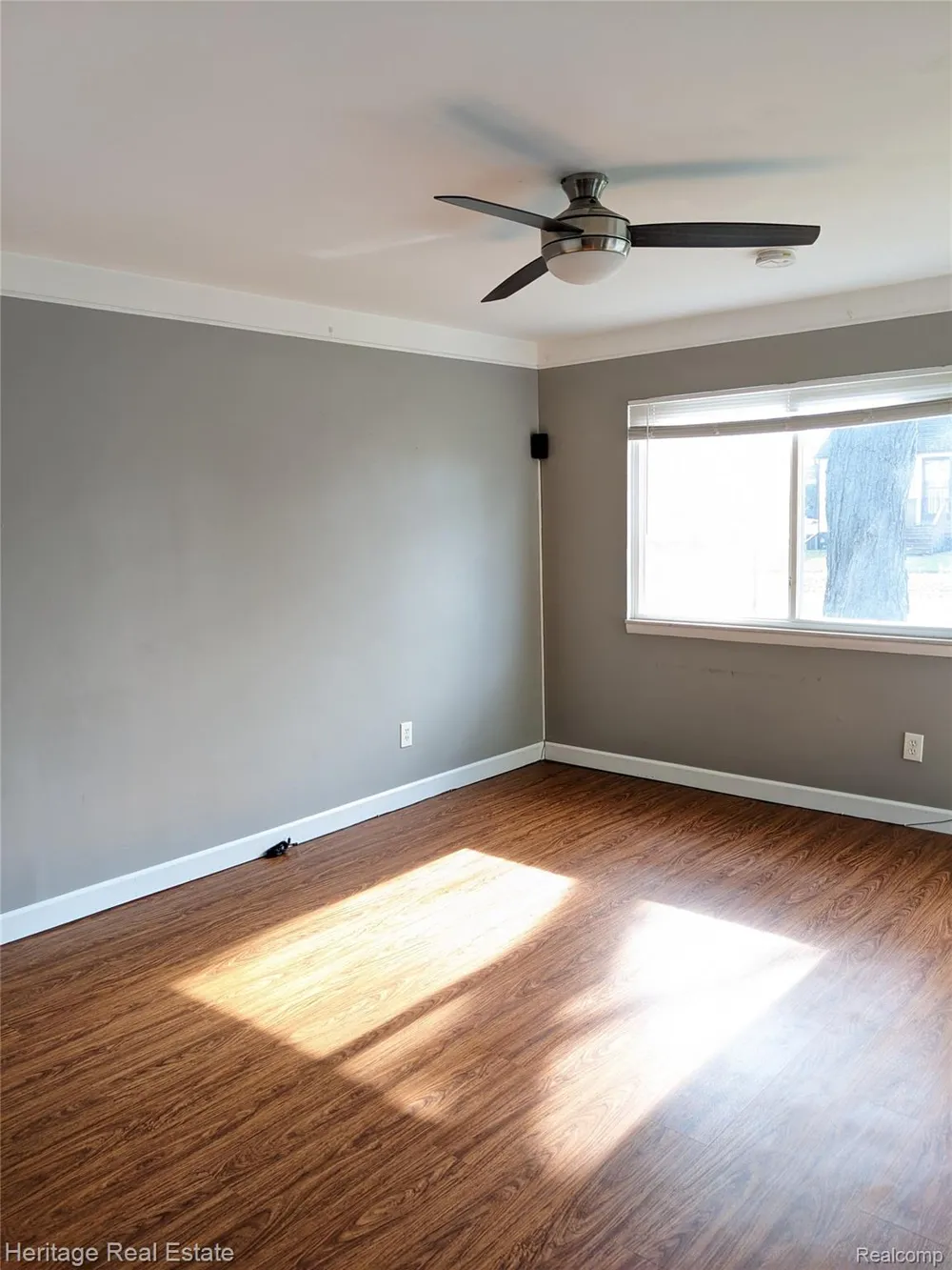 612 W Hudson Avenue Madison Heights City, MI 48071