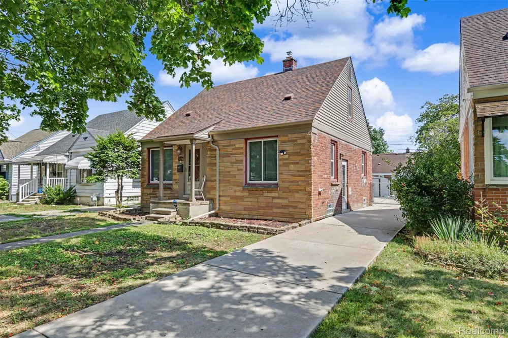 3429 Croissant Street Dearborn City, MI 48124