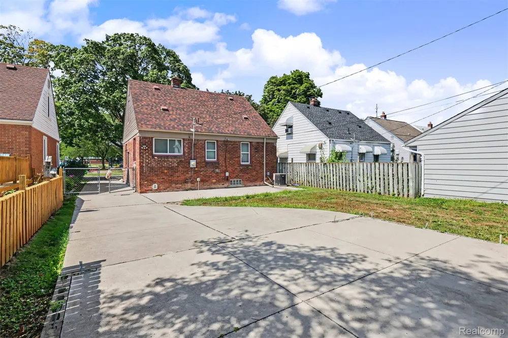 3429 Croissant Street Dearborn City, MI 48124