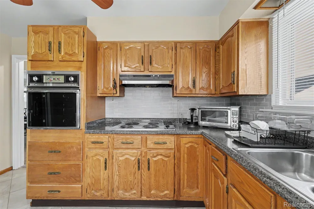 3429 Croissant Street Dearborn City, MI 48124