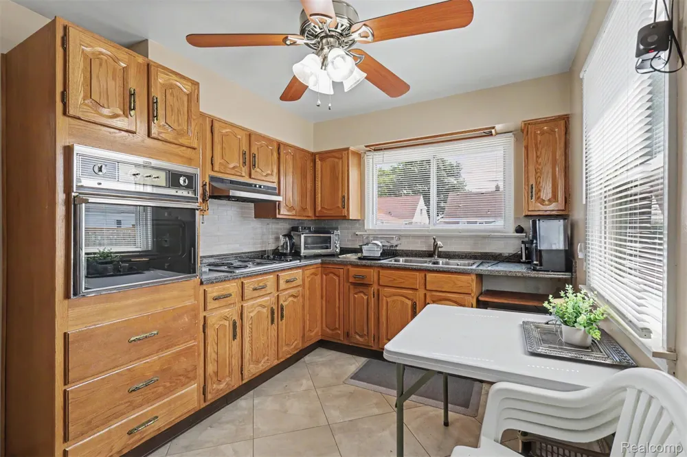 3429 Croissant Street Dearborn City, MI 48124
